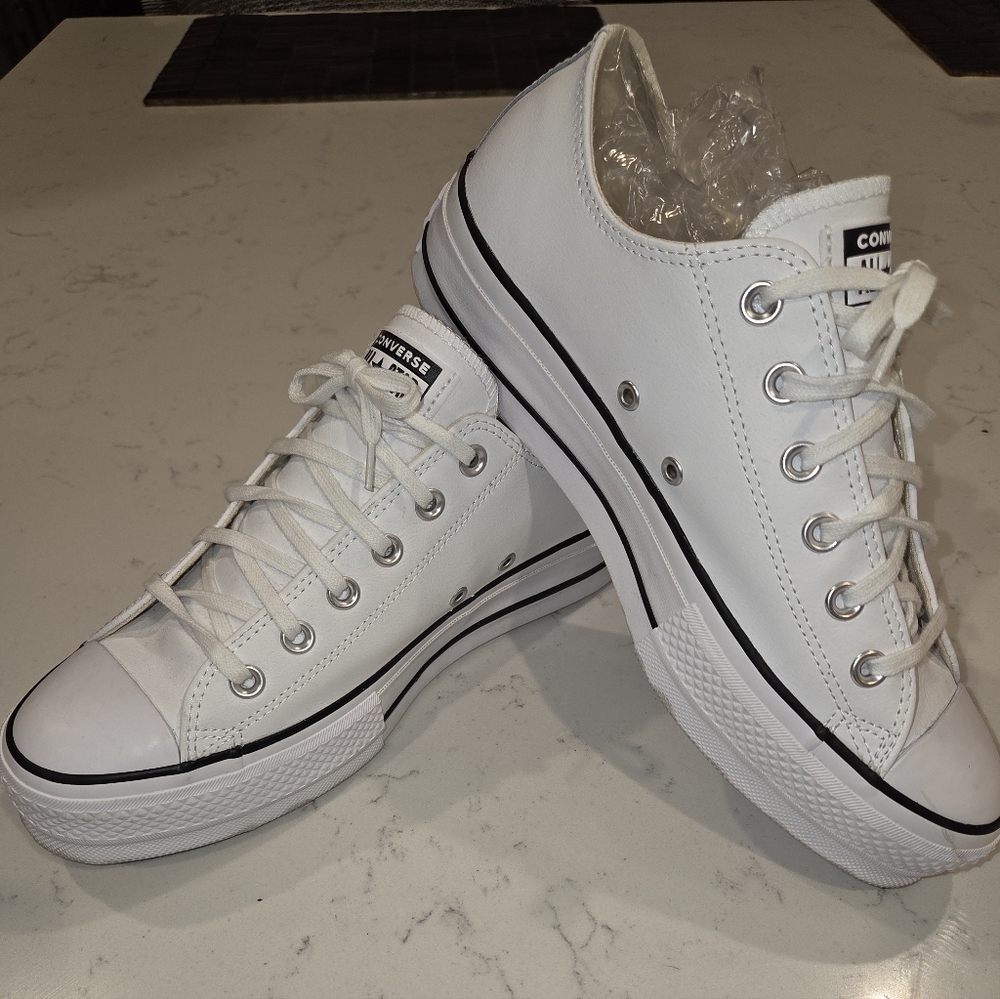 Converse Leather Chuck Taylor All Star Platform sneakers low-top, Womens 9.5